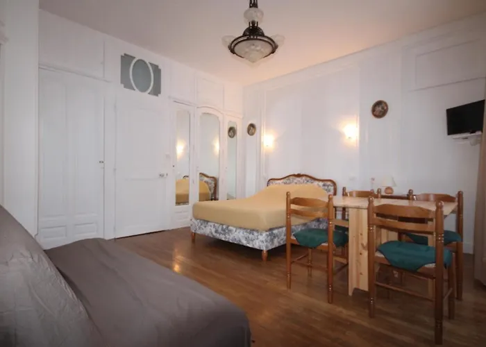 Apartamento T1 Au Mont-dore Face Aux Thermes, équipé, 4 Pers. - Fr-1-608-60